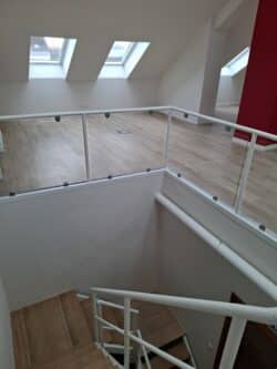 1000126902 escaliers